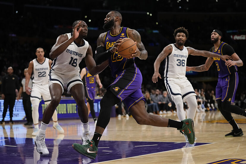 Los Angeles Lakers luottaa Los Angeles Clippersiin